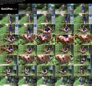 Peeing and waiting a bus (1080p)