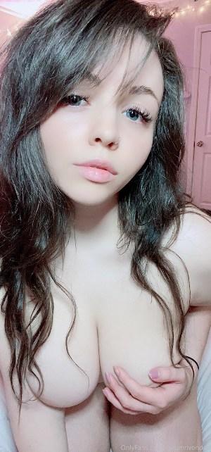 [OnlyFans/ManyVids] AutumnDoe MegaPack