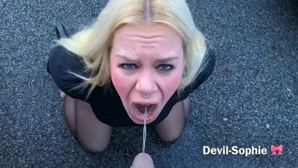 Devil Sophie - First piss and then pissed off - to the store - even the seller was very excited (720p)