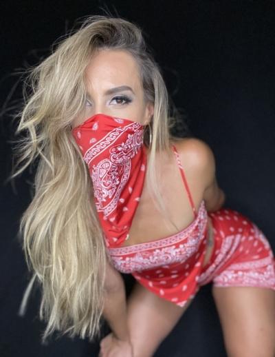 [OnlyFans] Kelsi Monroe MegaPack