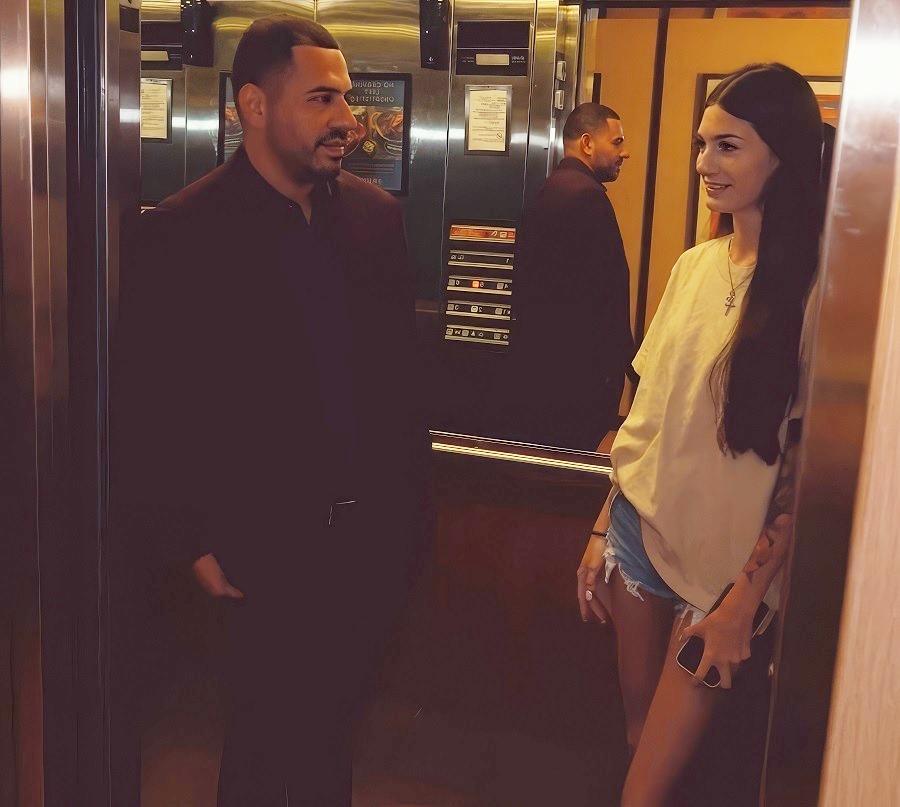 Sophie Tyler - Hot 22 Year Old Sophie Tyler Gets Fucked In Cheap Motel By Stranger Teddy Tarantino UltraHD/4K 2160p