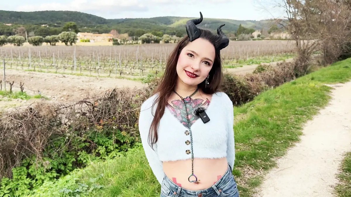 Jacquie Et Michel TV - Mamie Donuts [1080p/4K]