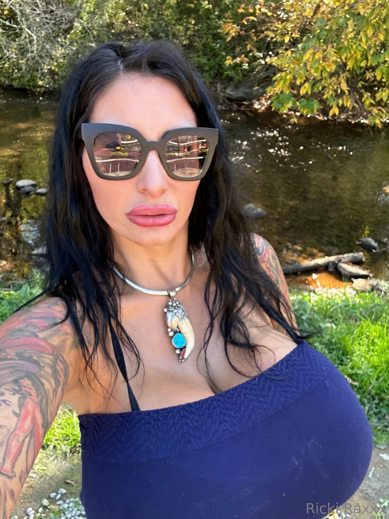 Ricki Raxxx - Onlyfans Pictures