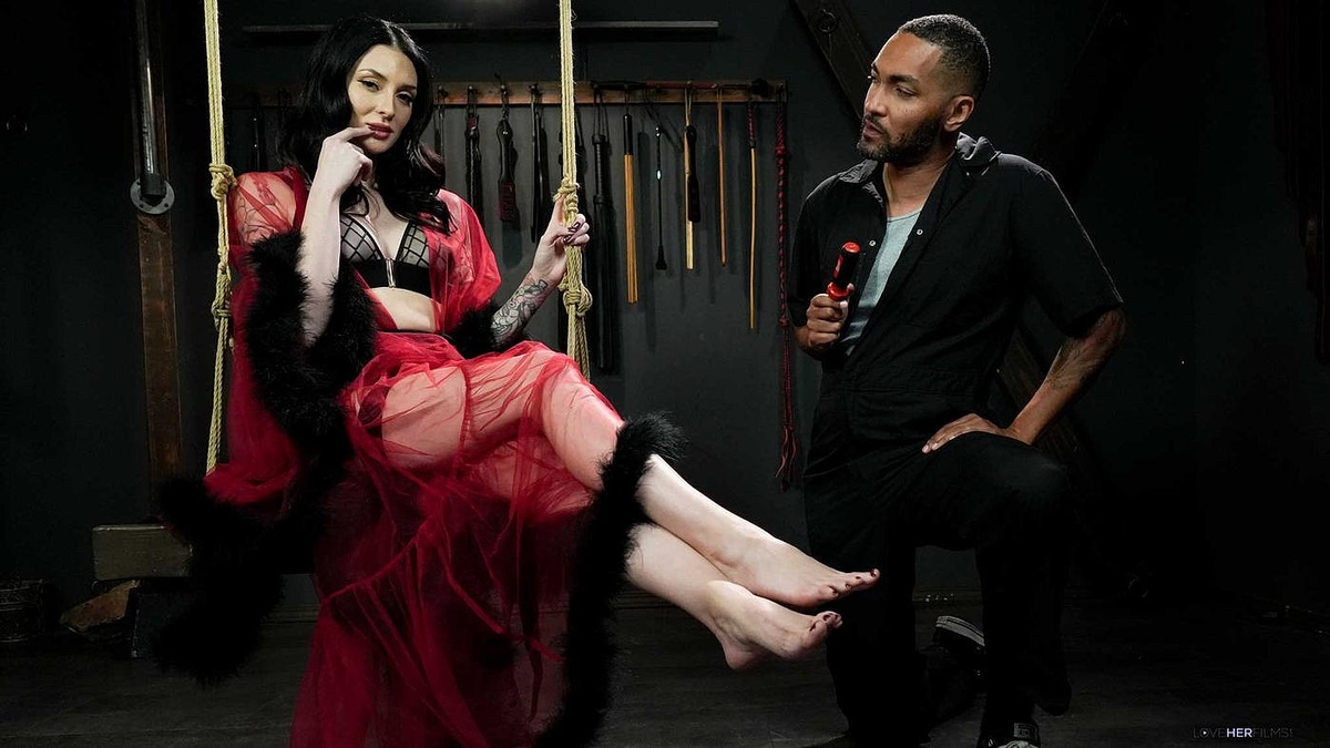 Love Her Feet - Charlotte Sins [1080p]