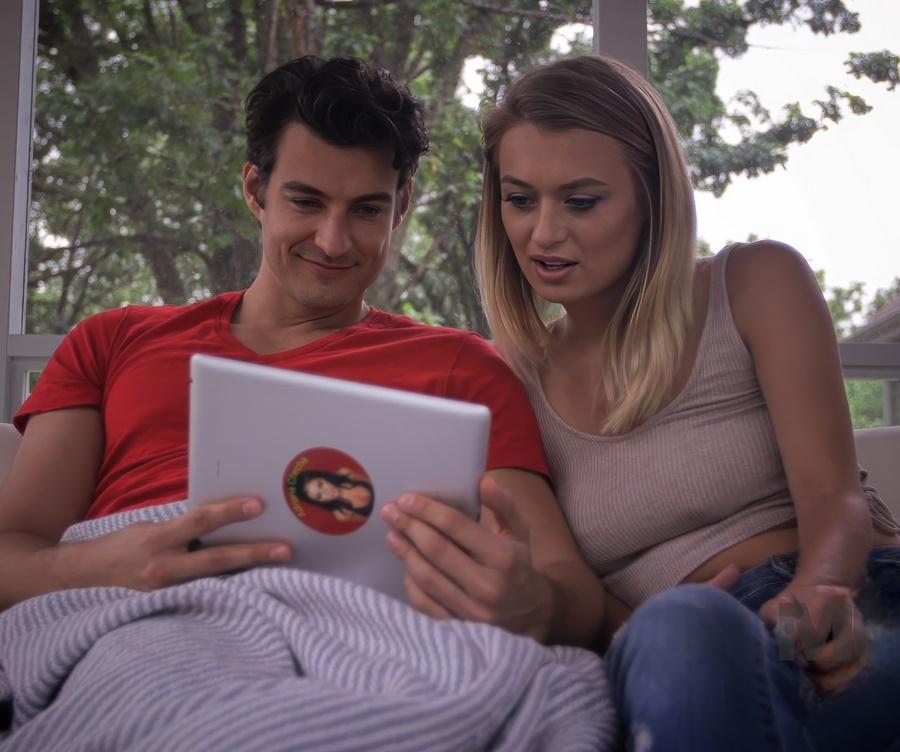 Natalia Starr - Watching Porn With Natalia FullHD 1080p