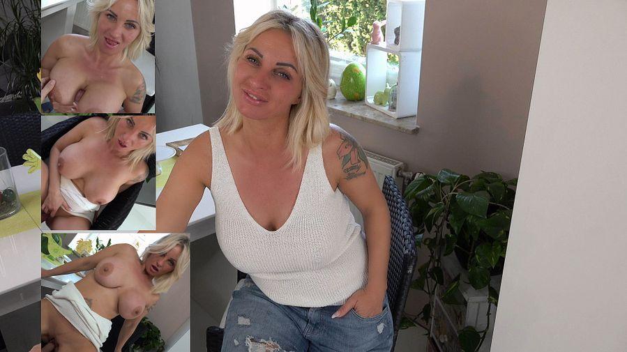 Candy Samira - Typisch Männer ! Bekannter Küchenbauer macht es sofort! 720p