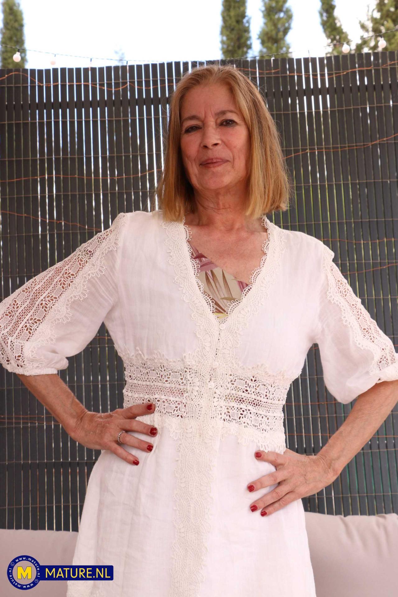 Marta Style - Spanish Granny Marta Shows Her Naughty Side And Masturbates Outdoors - 1080p