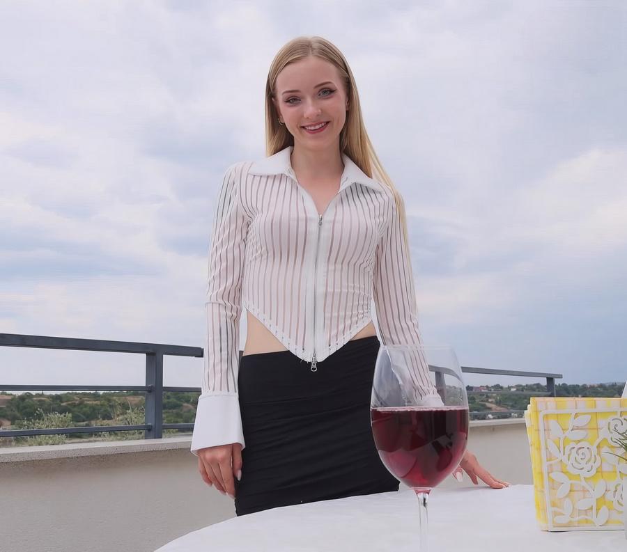 Dolly Rud - Coffee a Croissant Or Maybe a Blowjob This Waitress Takes Nothing But a Good Hard Dick As a Tip FullHD 1080p