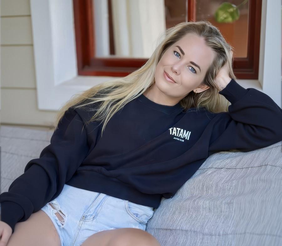 Joanna Hall - Cheating on Her with a Porn Mag FullHD 1080p