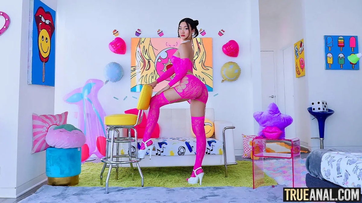 True Anal - Lucy Mochi [4K/1080p]